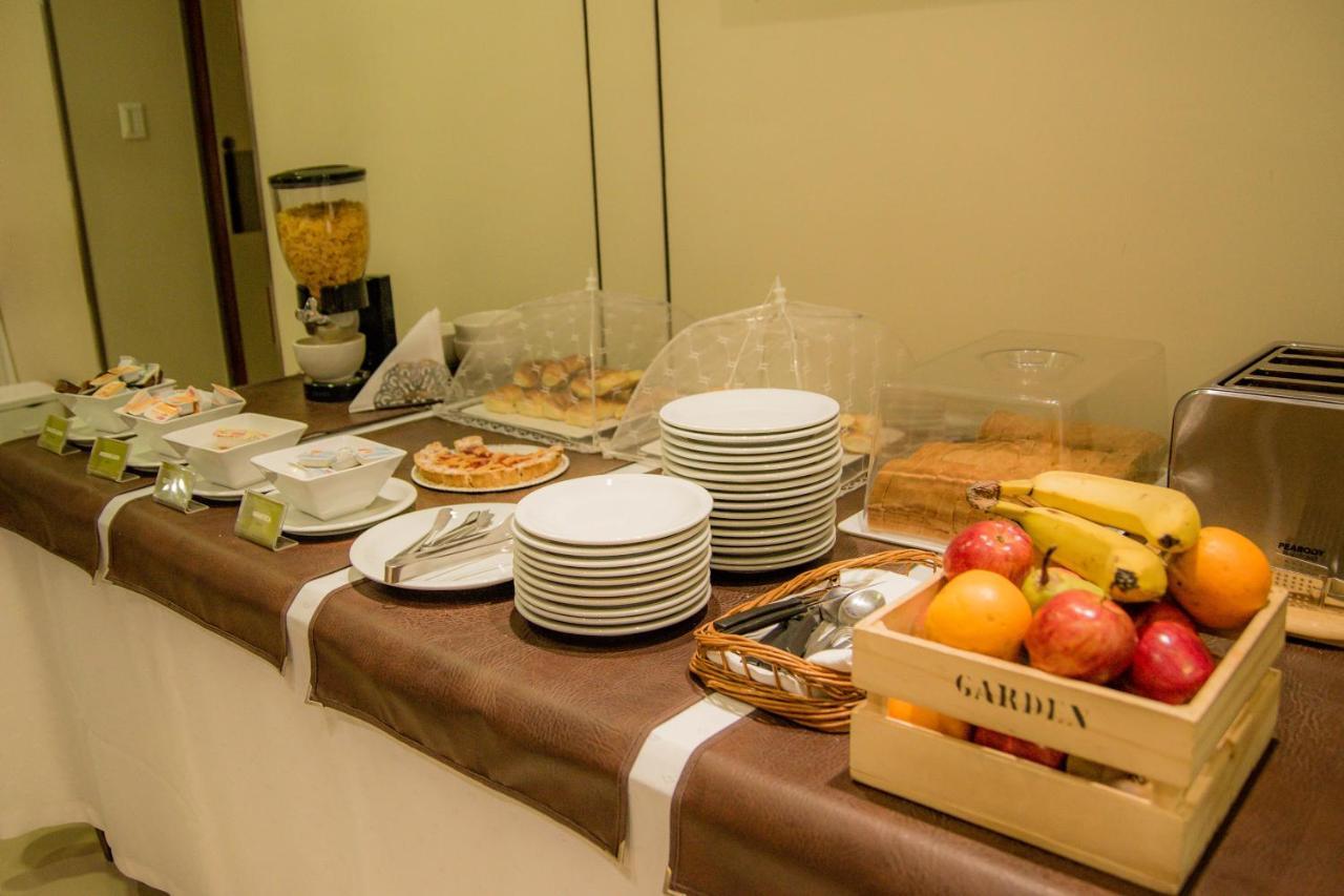 Estepa Hotel General Roca Εξωτερικό φωτογραφία